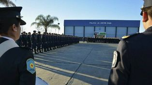 Adicciones. Los controles y análisis comienzan en la Escuela de Policía y luego siguen en el resto de las reparticiones.