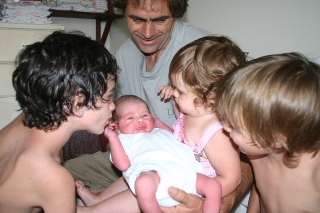 La familia que viajó 22 años por el mundo contará en San Lorenzo cómo atrapó su sueño