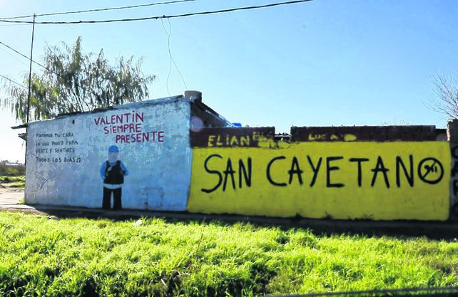 Un custodio persiguió a un pibe tras un arrebato y le disparó varios balazos