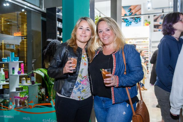 Viviana Fasano y Renata Cammarata