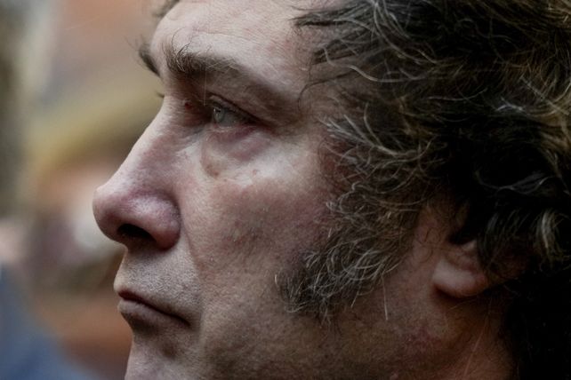 El presidente Javier Milei usó las redes sociales para explicar la salida de dos asesores del Consejo Económico.