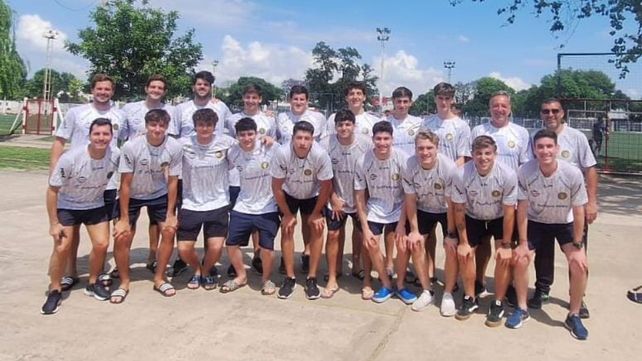 Gimnasia jugó las dos primeras finales con dientes apretados y ahora va por la Liga de Honor del waterpolo en el Parque.