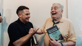 El exintendente Horacio Usandizaga asistió a la presentación previa a la Feria del Libro.