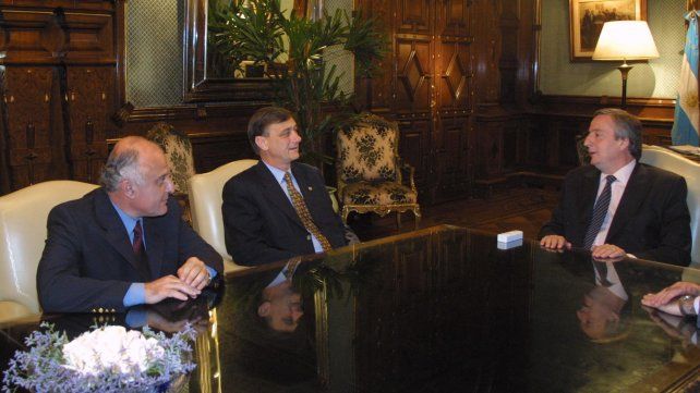 El 1º de diciembre de 2003 Lifschitz y Binner se reunieron con el presidente Néstor Kirchner en la Casa Rosada.