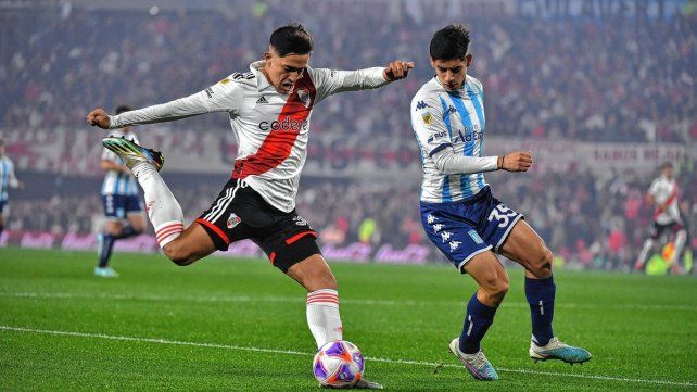 Pablo Solari lanzó el centro para el gol de Lucas Beltrán en River.