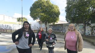 La historia de cuatro mujeres que convirtieron una plaza en el corazón del barrio