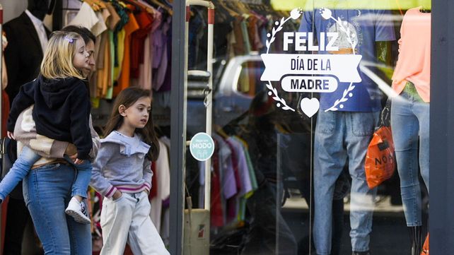 Día de la Madre en un fin de semana XXL. Los comerciantes esperan un leve repunte de ventas.&nbsp;