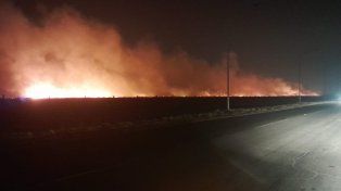 Fuego controlado en la zona del aeropuerto: Se vivieron momentos críticos