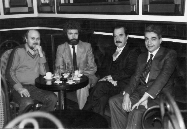 Una rueda de café con el escritor Osvaldo Soriano