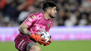 Acosta, que atajó ante Newells&nbsp; está procesado por amenazas reiteradas contra su expareja y exhibición de un video íntimo.