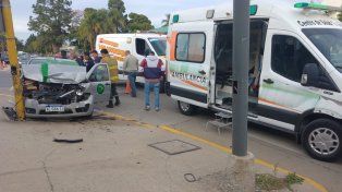 Un remisero que conducía alcoholizado provocó un fuerte choque este sábado