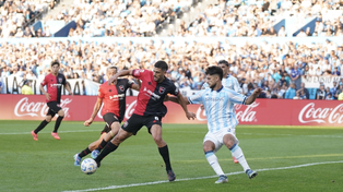 Juanchón García imprimió más poder ofensivo en el complemento en el ataque de Newells.