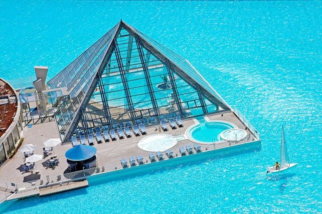 Quiero una: esta es la pileta más grande del mundo