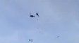 Dos helicópteros chocaron en el aire en Malasia: hay diez muertos