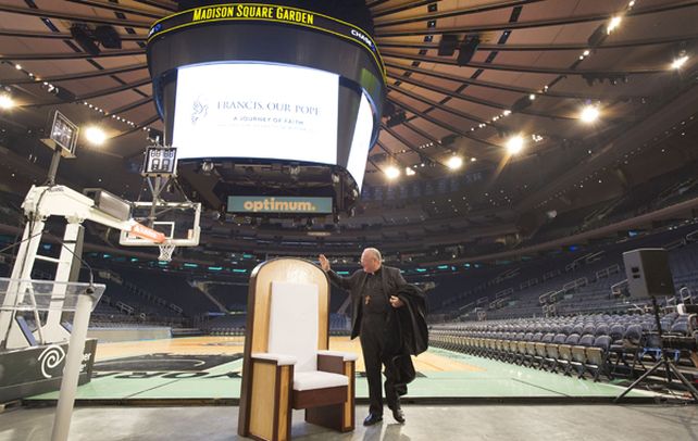 Estadio. El arzobispo de Nueva York
