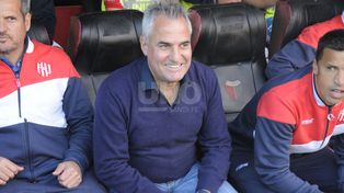 Madelón y el Bombonerazo: la isla visitando a los grandes