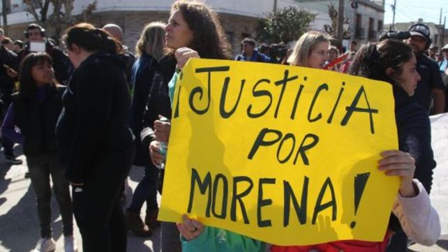 Familiares y allegados de Morena Domínguez se movilizaron para pedir justiciay más seguridad.