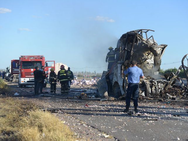 Impresionante registro fotográfico del accidente que se cobró 17 vidas