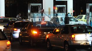 Los trabajadores de las estaciones de servicio adherirán al paro
