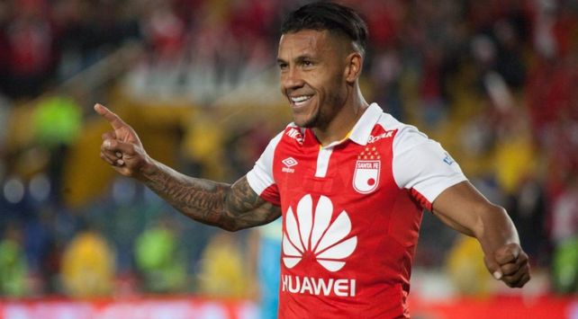 Morelo esperá resolver su situación