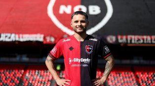 El futbolista paraguayo se sumó al plantel de Newells.