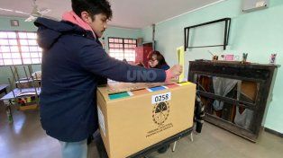 Desde la secretaria electoral señalaron que ya cuentan con más de 20 mil autoridades de mesa para las elecciones generales.&nbsp;