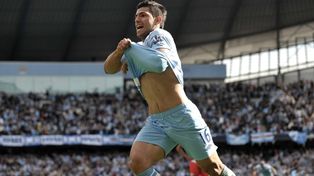 El Kun Agüero anotó el gol de la victoria agónica sobre Queens Park Rangers a los 93:20.
