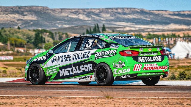 El piloto de Lobería con el Chevrolet Cruze se llevó una ajustada clasificación en Chubut.