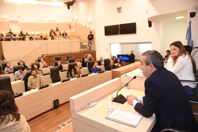 La falta de decisión política, eje en la audiencia pública por la autonomía municipal