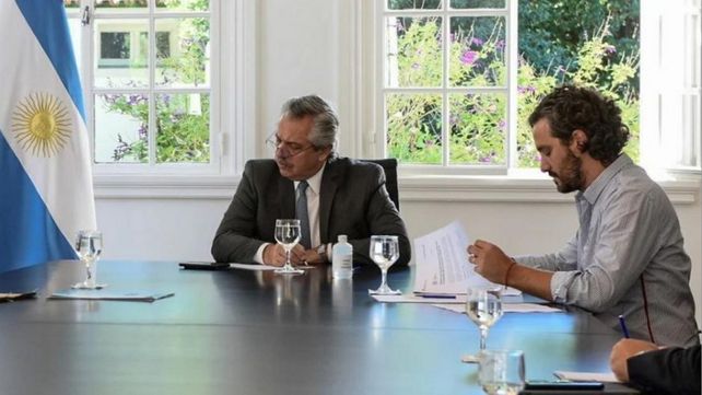 Alberto Fernández analizó con su gabinete la extensión del aislamiento por el coronavirus