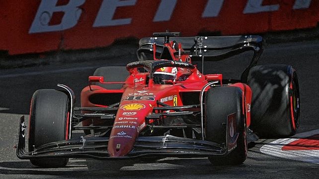 F1: Charles Leclerc voló en los ensayos del GP de Azerbaiyán