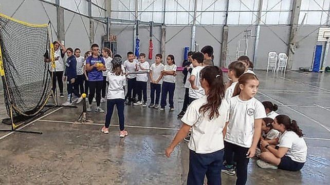 El Seleccionado Femenino de Sóftbol dijo presente en Seguí.