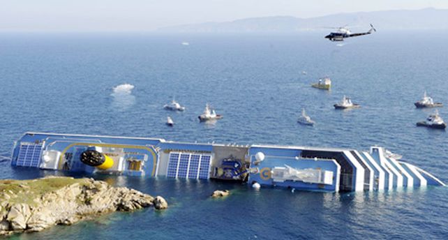 Ya son cinco las v&iacute;ctimas fatales tras el naufragio del crucero en la costa italiana