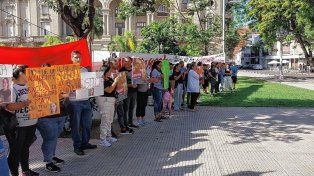 Familiares de la pareja atropellada en la Costanera se manifestaron contra la excarcelación de los involucrados