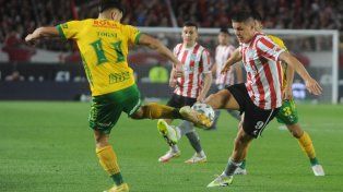 Duelo en alza en Varela: Defensa y Estudiantes van por más