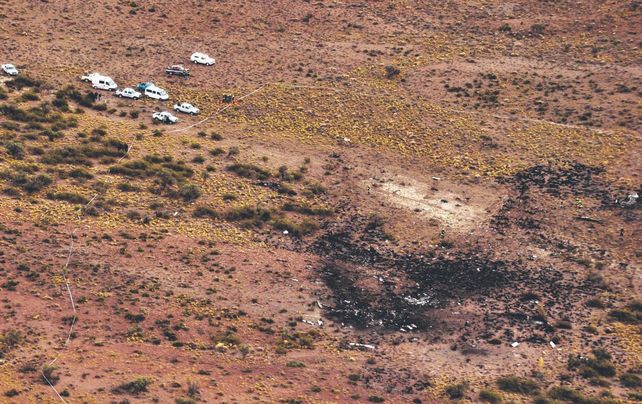 Los restos del DC-9 en Fray Bentos. Tanto el avión como los cuerpos quedaron irreconocibles.&nbsp;
