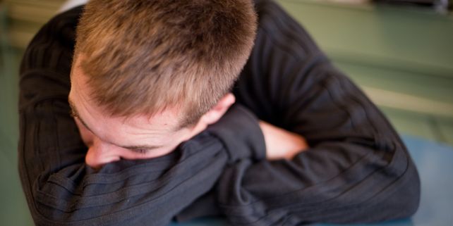 Investigan y alertan en Bolivia y Uruguay por práctica de juego suicida Ballena Azul