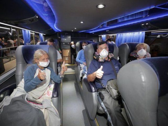 Los micros de media y larga y los trenes tendrán un tope de pasajeros para las vacaciones