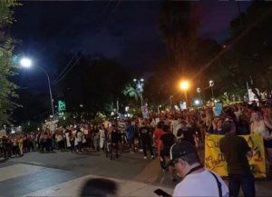 La Rioja: empleados protestaron contra la cuasimoneda
