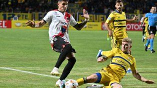 Boca Juniors emató en la altura de Bolivia.
