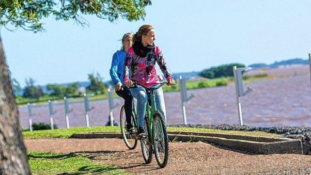 El secretario de Turismo de Federación advirtió que la costa del Uruguay debe comenzar a planificar la próxima temporada estival