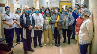 Covid: rindieron homenaje a enfermera que murió hace un año