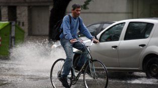 El tiempo en Rosario: el SMN anuncia un viernes pasado por agua