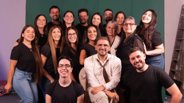 Lo que el telón no muestra: llega Detrás del terciopelo rojo