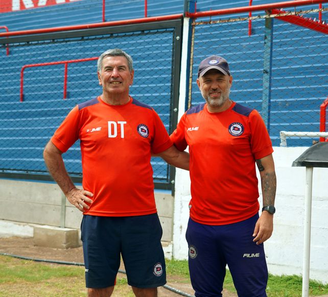 En el Gabino Sosa. Daniel Teglia y Diego Acoglanis, los integrantes de la dupla técnica de Central Córdoba.