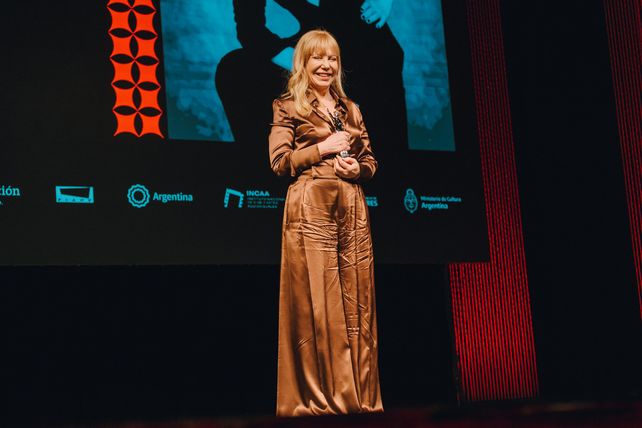 La actriz al recibir el Premio a la Trayectoria en el Festival de Cine de  Mar del Plata.