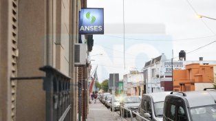 Asignaciones familiares de ANSES: por qué casi un millón de padres perdieron el beneficio