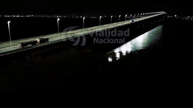 Supervisan las obras de mantenimiento y rehabilitación en el puente Victoria-Rosario.