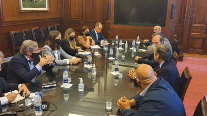 La comisión de seguimiento del caso Vicentin estuvo ayer en Buenos Aires con las autoridades del Banco Nación.