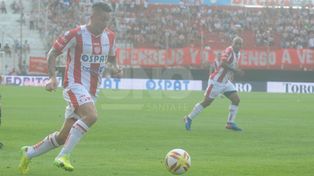 El superlativo presente de Damián Martínez, la figura de Unión en Rosario